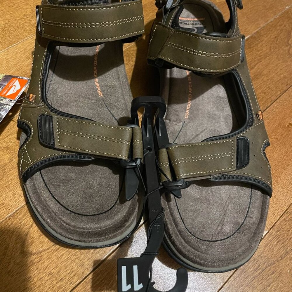 Brand new mens sandal